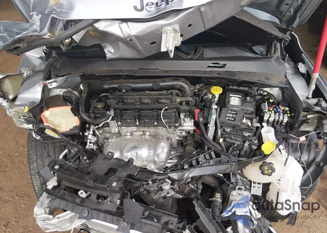 2022 Jeep Compass Latitude 4X4 from USA, damaged, VIN 3C4NJDBB0NT233072